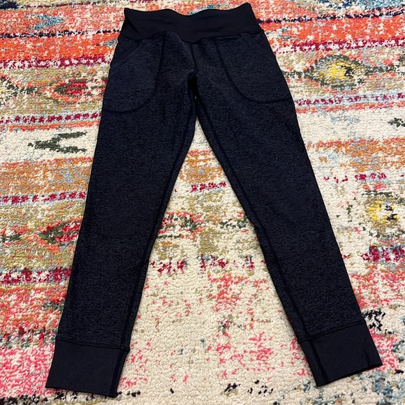 Zella Kids Black & Grey Heathered Leggings - Picture 1 of 7